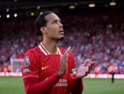 Virgil van Dijk Bakal Karena Itu Bek Di Gaji Termahal Di Dunia