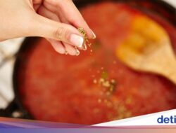 Wow! Nenek Italia Bikin Saus Pasta ‘Next Level’ Pakai Bahan Ini