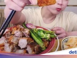 Pembuat Konten Video Ini Alami Radang Tenggorokan Parah usai Mukbang Perut Babi