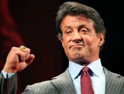 7 Seniman Hollywood Ini Dulunya Tunawisma, Sylvester Stallone Tidur Di Stasiun Kendaraan Angkutan Umum