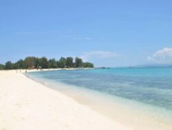 7 Pantai Pasir Putih Di Jakarta, Nomor 5 Surga Tersembunyi Di Ujung Barat Jawa