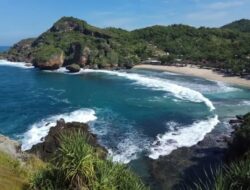 8 Pantai Terindah Di Gunungkidul bak Surga Tersembunyi Yogyakarta