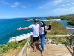 8 Pantai Terindah Ke Pacitan, Nomor 4 Dijuluki Raja Ampatnya Jawa