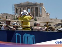 Acropolis Ditutup Imbas Gelombang Panas Landa Yunani