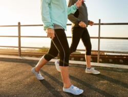 Berapa Lama Waktu Jalan Kaki Untuk Mengecilkan Perut?