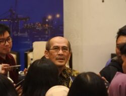 Bisa Krisis, Faisal Basri Ingatkan Prabowo Tak Sembarangan Pilih Pembantu Pemimpin Negara Keuangan