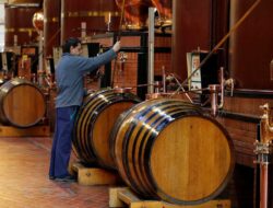 China Balas Dendam, Kendaraan Pribadi Bertenaga Listrik Dibalas Pembelian Barang Di Luar Negeri Brendi Di Eropa