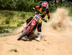 Crosser Binaan Astra Honda Raih Nilai Perdana Hingga MXGP Lombok