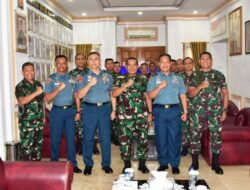 Dankormar Mayjen TNI Endi Supardi Terima Laporan Purna Tugas 3 Pati Marinir