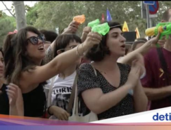 Warga Barcelona Marah, Turis-Turis Ditembaki Bersama Pistol Air, Diusir Pulang