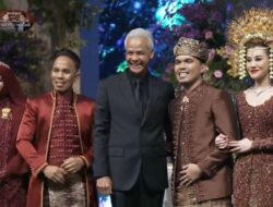 Ganjar Pranowo Tampil Keren Didalam Jas Ke Resepsi Pernikahan Thariq Halilintar dan Aaliyah Massaid