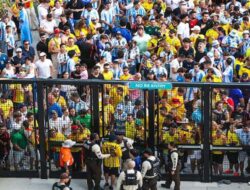 Gara-gara Pendukung, Kick-off Final Copa America 2024 Argentina vs Kolombia Sempat Ditunda