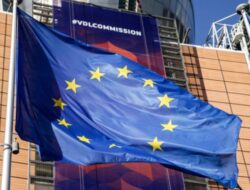 Grup Perbankan Italia Tolak Perintah UE Sebagai Keluar Di Rusia