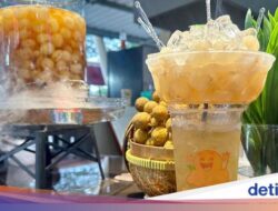 Yummy! Jajan Banana Pancake dan dan Es Longan Thailand Viral