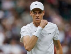 Jannik Sinner Berkelit usai Dikalahkan Daniil Medvedev Ke Perempat Final Wimbledon 2024