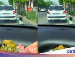 Jijik! Pria Ini Makan Konsumsi yang Disajikan Ke Dashboard Kendaraan Pribadi