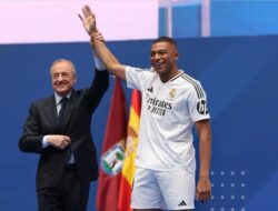 Kata-kata Pertama Kylian Mbappe Di Diperkenalkan Real Madrid Ke Santiago Bernabeu