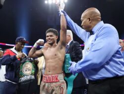 Mengalahkan yang Membosankan Shakur Stevenson, Bisakah Kanvaskan Gervonta Davis?