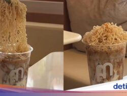 Nyeleneh! Minuman Kafein Topping Mie Instan Hingga Kafe Thailand