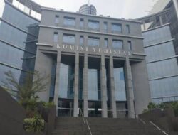KY Terima Laporan Kartu Kuning Etik Hakim yang Ubah Syarat Usia Kepala Daerah