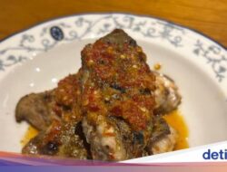 Resto Ke Jaksel Ini Punya Tuna Belly Bakar dan Wagyu Bumbu RW