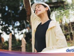 Cerita Maudy Ayunda Meramban Hutan Untuk Cari Bahan Konsumsi