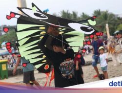 Museum Layang-lavang Unjuk Gigi Ke Jakarta International Kite Perayaan Seni 2024