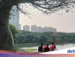 Taman Kota Waduk Ria Rio Ke Jakarta Timur Pas Sebagai Menyongsong Petang