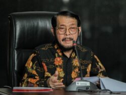 MKMK Putuskan Anwar Usman Tidak Terbukti Lakukan Kartu Merah Kode Etik