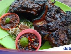 Pedas Manis! Rahang Tuna Bakar Bumbu Jimbaran Bisa Ludes 100 Porsi