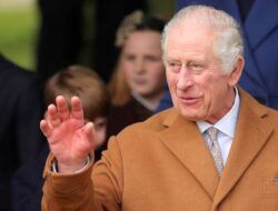 Raja Charles III Pernah Ditembak Ke Atas Panggung seperti Donald Trump