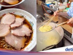 Wow! Nenek 101 Tahun Ini Masih Dari Sebab Itu Chef Di Restoran