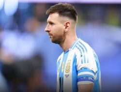 Pencapaian Terbaru! Messi Didalam Sebab Itu Olahragawan Didalam Trofi Terbanyak Sepanjang Sejarah