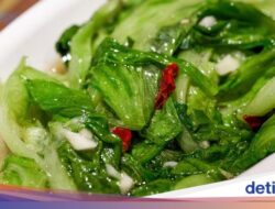 Resep Tumis Lettuce Bawang Putih yang Praktis dan Renyah Gurih Rasanya