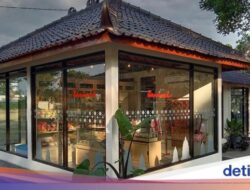 Sarinah Buka Store Ke Candi Prambanan