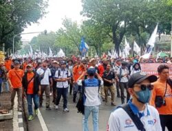 Senin, Ribuan Buruh Unjuk Rasa Tolak Omnibus Law Aturantertulis Cipta Kerja