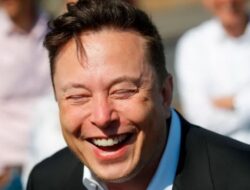 Sistem IT Microsoft Down, Elon Musk Tertawa