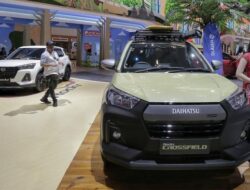 Terapi Ganteng Daihatsu Rocky Crossfield