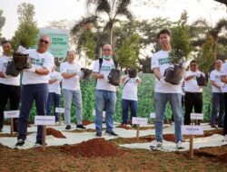 Tanam Pohon, AEON dan Mal Ciputra Rayakan Kehadiran Di CitraRaya Tangerang