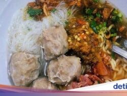 5 Tempat Makan Legendaris Di Tebet yang Populer, Ada Warteg hingga Bakso