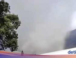 Viral ‘Tornado’ Ke Bromo