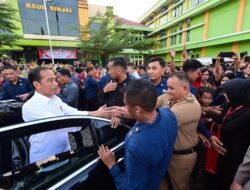 Warga Sinjai Jatuh dan Meninggal Di Menanti Iring-iringan Jokowi, Istana Berduka