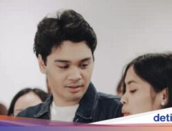 Serunya Mikha Angelo Pada Makan Bareng Gregoria Mariska dan Keluarga