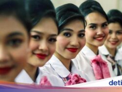 Intip Rahasia Pesona Pramugari dan Pramugara Lion Group