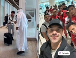 Timnasional Indonesia Tiba Bersama Selamat Di Bahrain, Sandy Walsh Tampil Beda