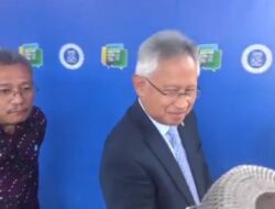 Heboh! Rekaman Suara Diduga Mendikti Saintek Satryo Marahi dan Pukul Pegawai