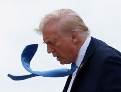 Balas Pertempuran Tarif Trump, Uni Eropa Berencana ‘Serang’ Layanan Daring AS