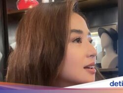Kulineran Seru Dewi Persik Di Makan Bagel hingga Durian