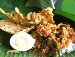 Pecel Masuk Daftar Salad Terbaik Dunia Versi TasteAtlas, Ini Resep Simpel yang Bisa Kamu Coba