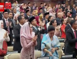 Momen Titiek Soeharto Terharu dan Mengusap Air Mata usai Lihat Capaian Pemimpin Negara Prabowo